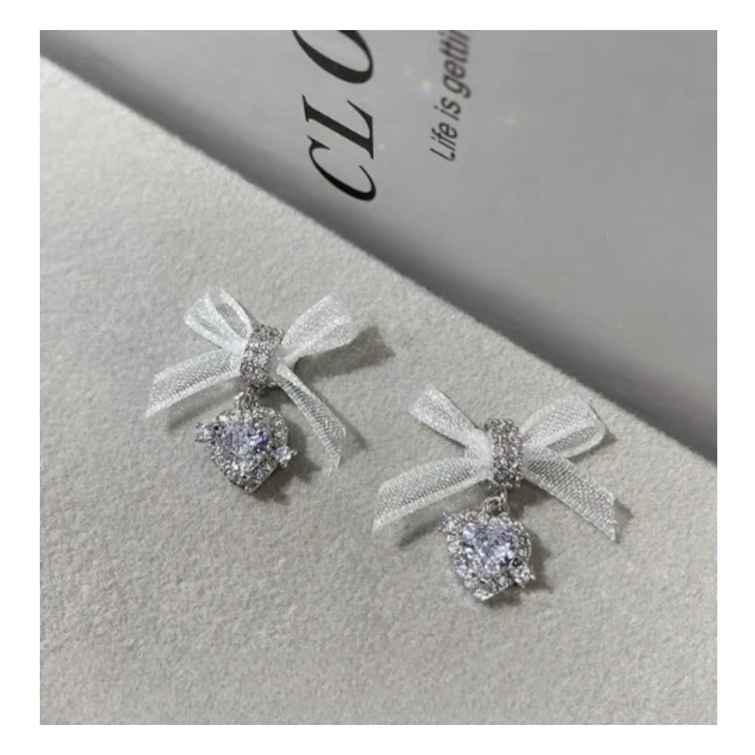 CNBS Nail Charms - Zircon Heart w/ Lacey Bow - Image 2
