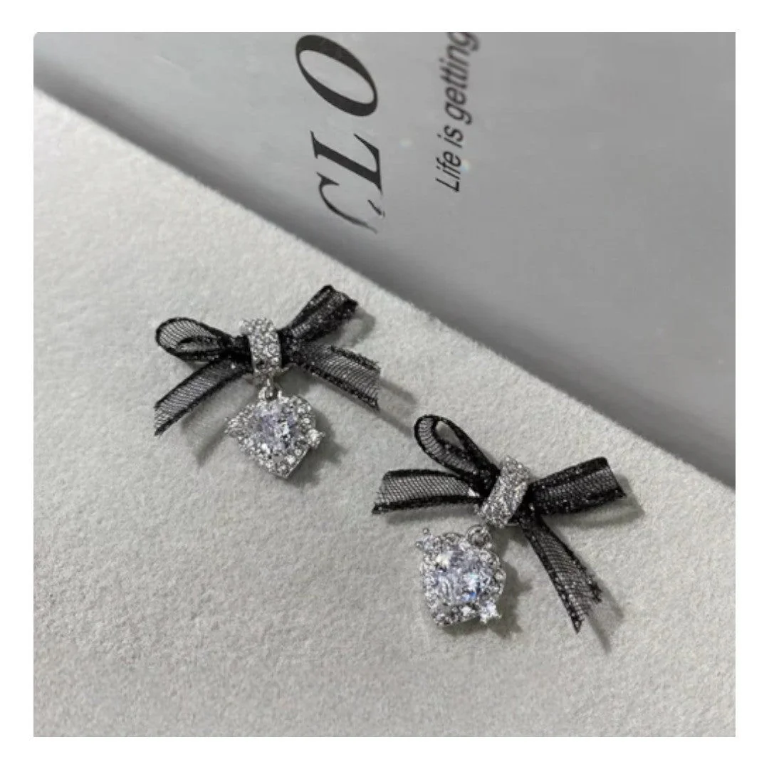CNBS Nail Charms - Zircon Heart w/ Lacey Bow - Image 6