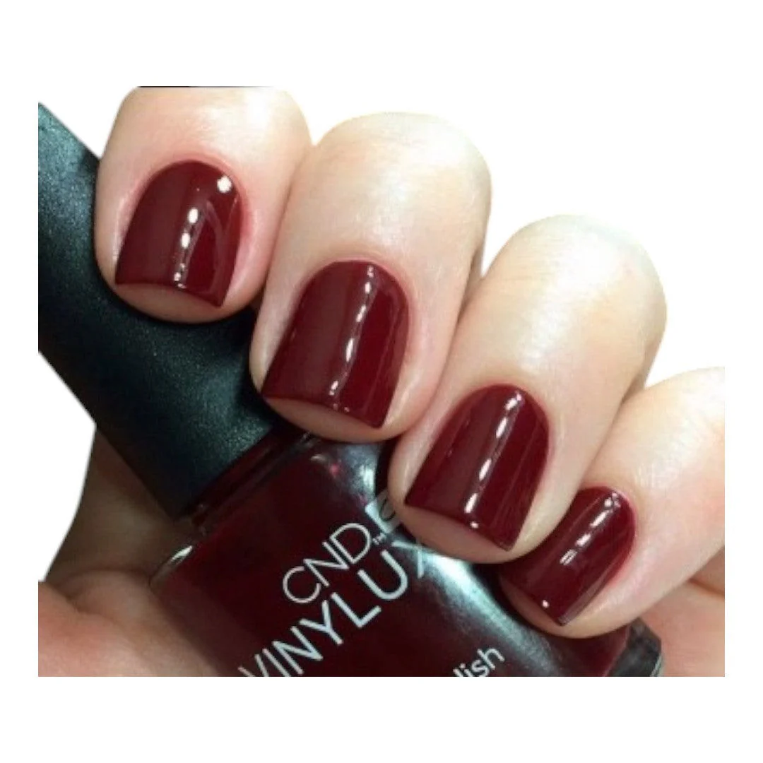 CND Vinylux - #111 Decadence - Image 2