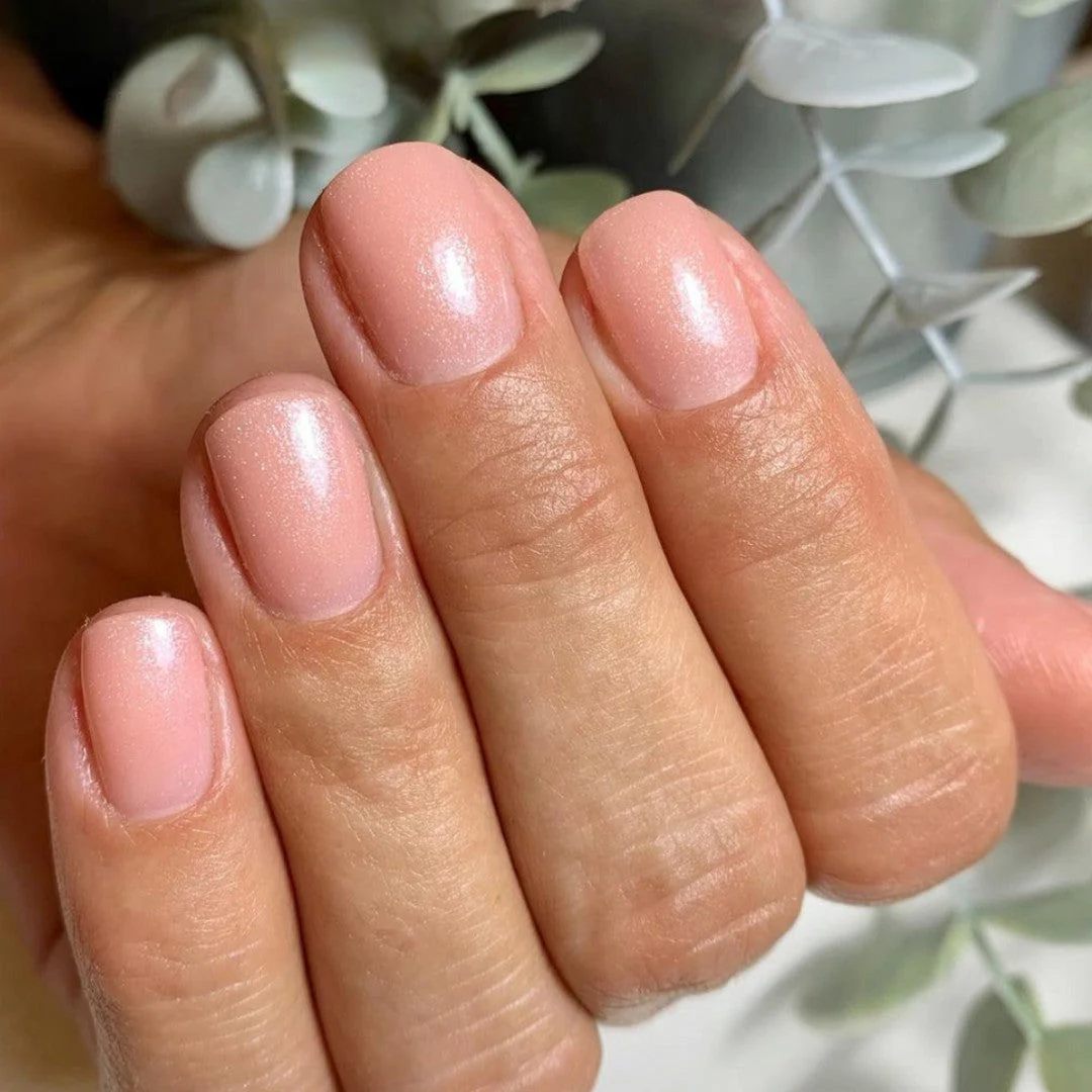 CND Vinylux - #118 Grapefruit Sparkle - Image 2