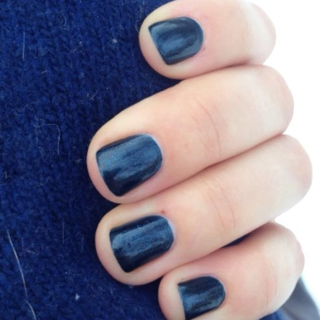 CND Vinylux - #131 Midnight Swim - Image 2