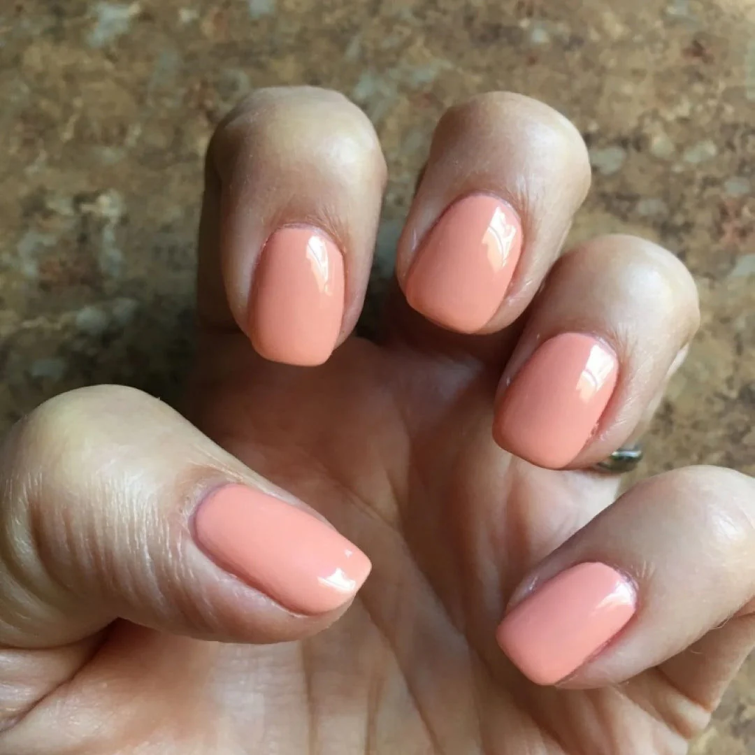 CND Vinylux - #181 Salmon Run - Image 2