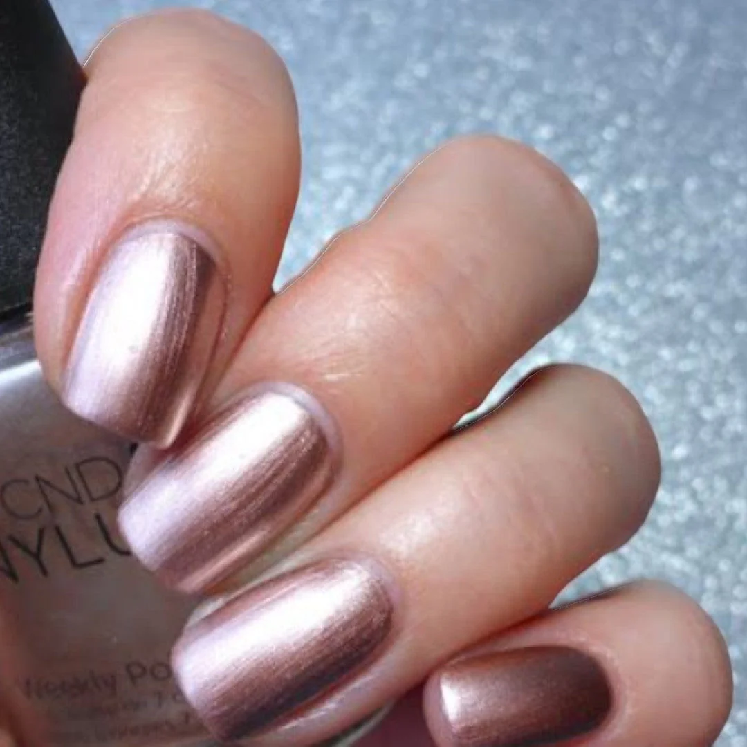 CND Vinylux - #260 Radiant Chill - Image 2