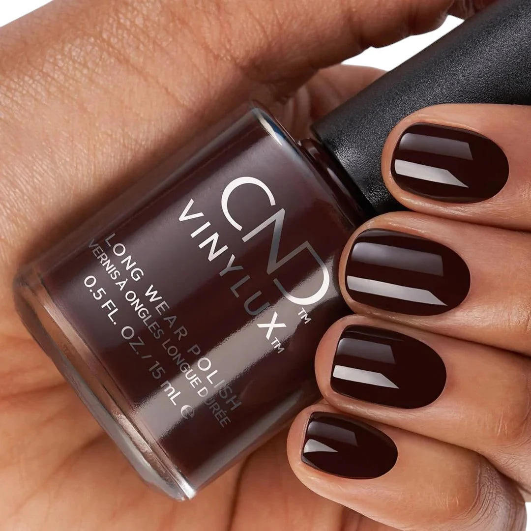 CND Vinylux - #304 Black Cherry - Image 2