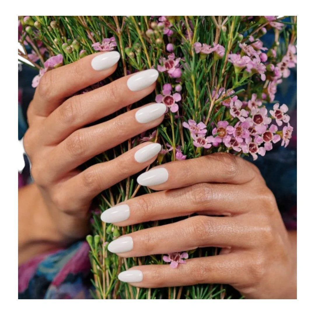 CND Vinylux - #348 Lady Lilly - Image 2