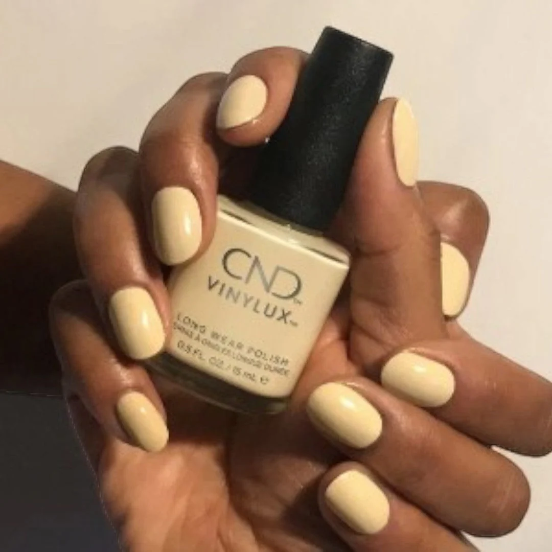 CND Vinylux - #374 Smile Maker - Image 2