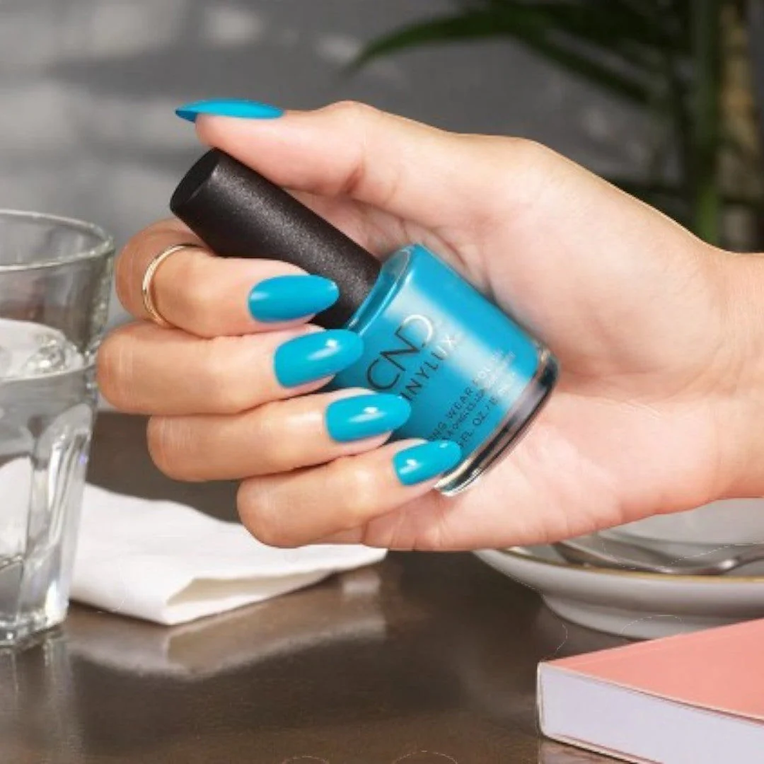 CND Vinylux - #382 Pop-Up Pool Party - Image 2