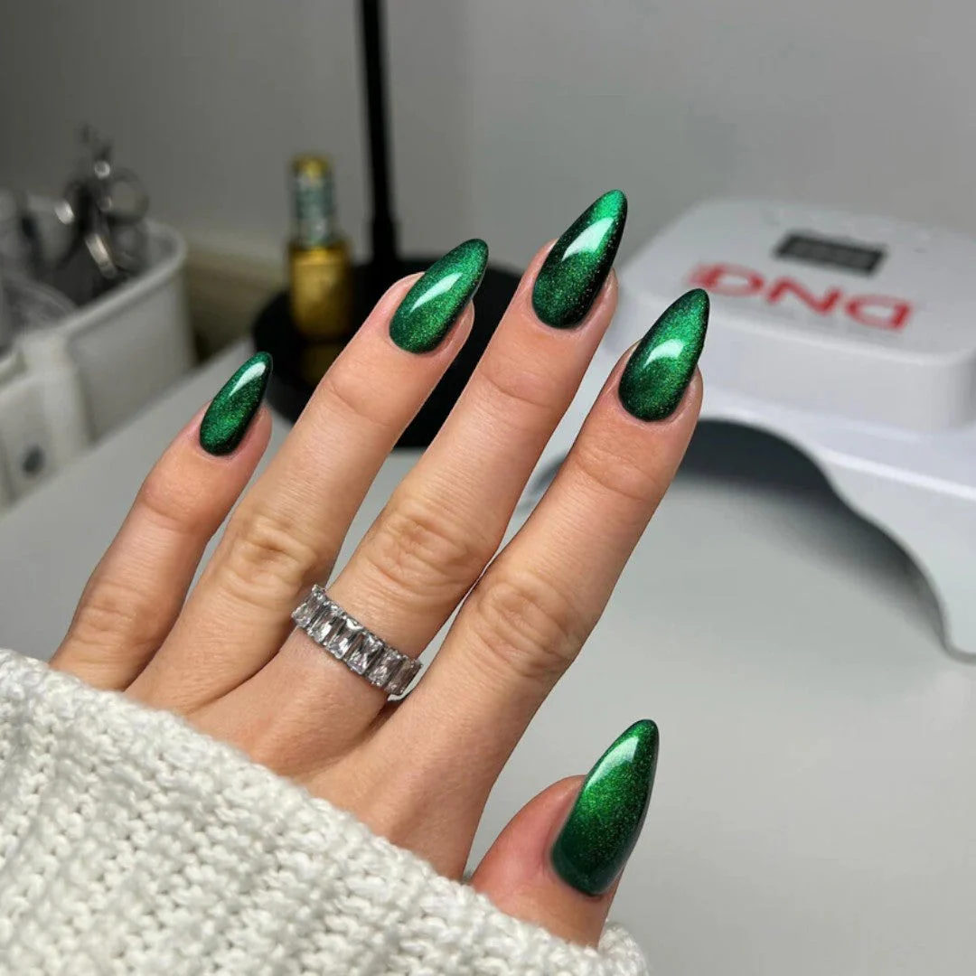 DND Diva 9D Cat Eye Gel Polish - Jungle Cat #05 - Image 2