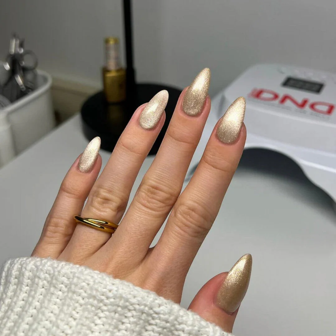 DND Diva 9D Cat Eye Gel Polish - Fur-St Place #34 - Image 3