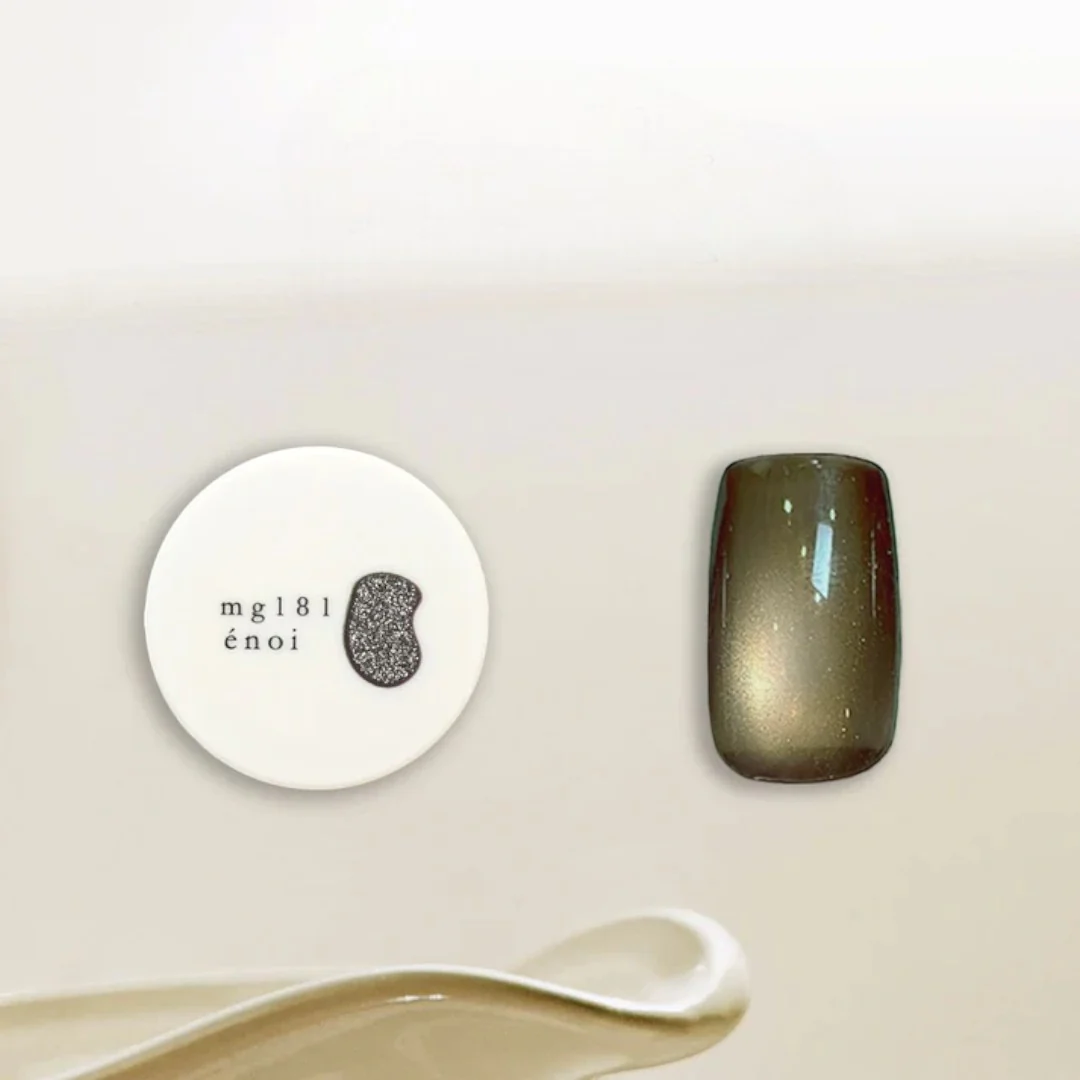 Enoi Cat Eye Gel Polish - Milk Magnet #MG181 - Image 2