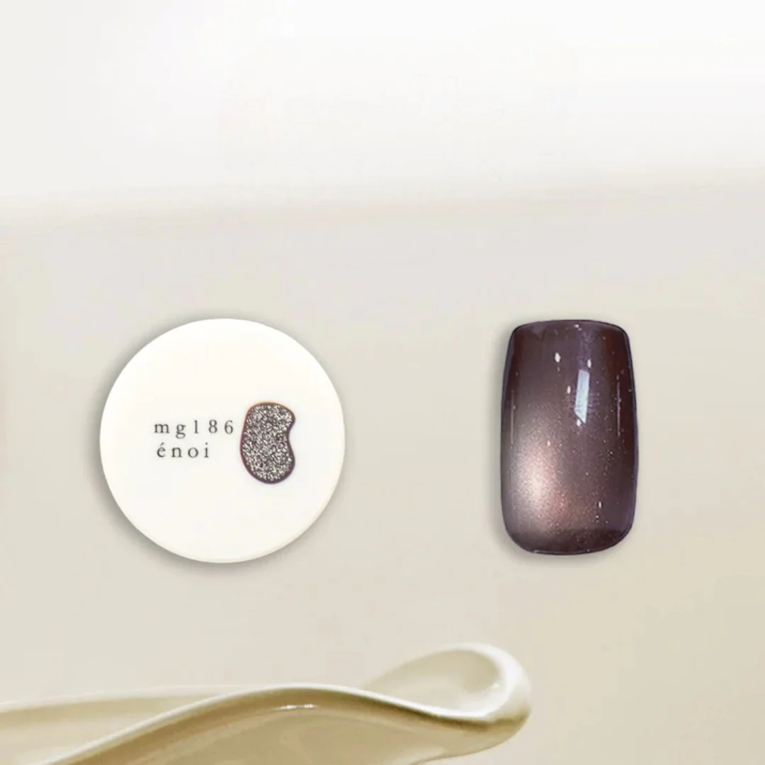 Enoi Cat Eye Gel Polish - Milk Magnet #MG186