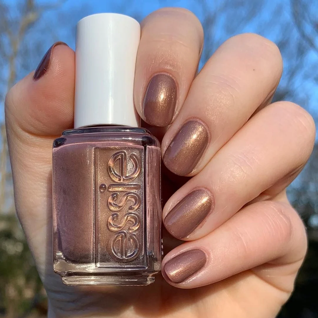 Essie Nail Lacquer - Teacup Half Full #1552 - Image 2