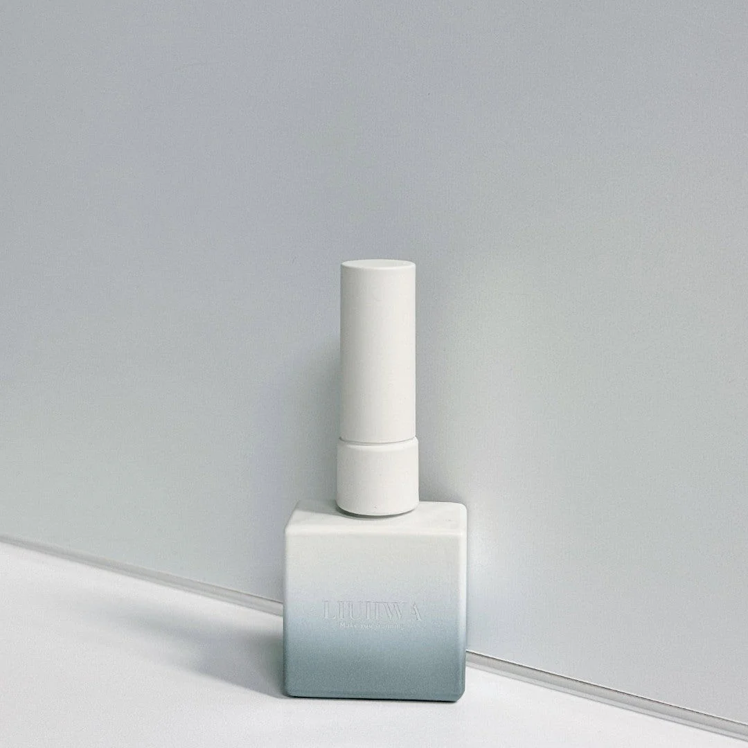 Liuhwa Cat Eye Gel Polish (HEMA-Free) #L077