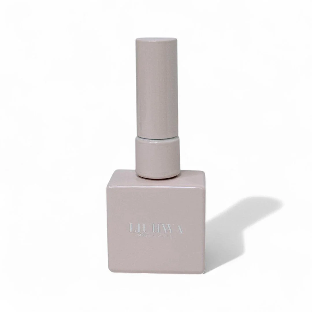 Liuhwa Sheer Syrup Gel Polish (HEMA-Free) #L103