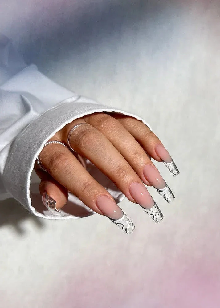 The Gelbottle Studio Gel - Mirror Chrome - Image 3