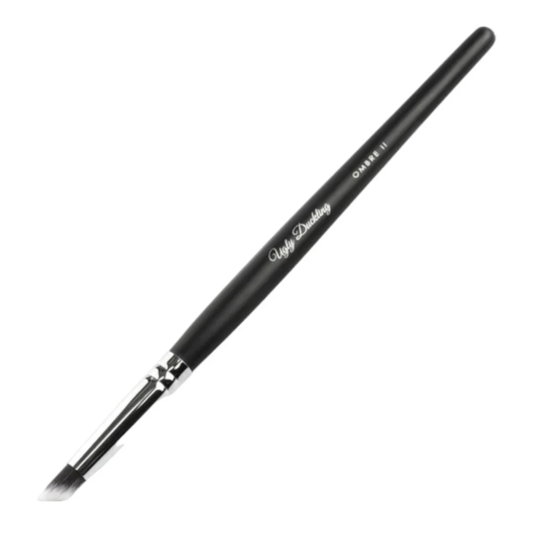 Ugly Duckling Art Brush - Finish Ombre II Matte w/ Black Wood Handle