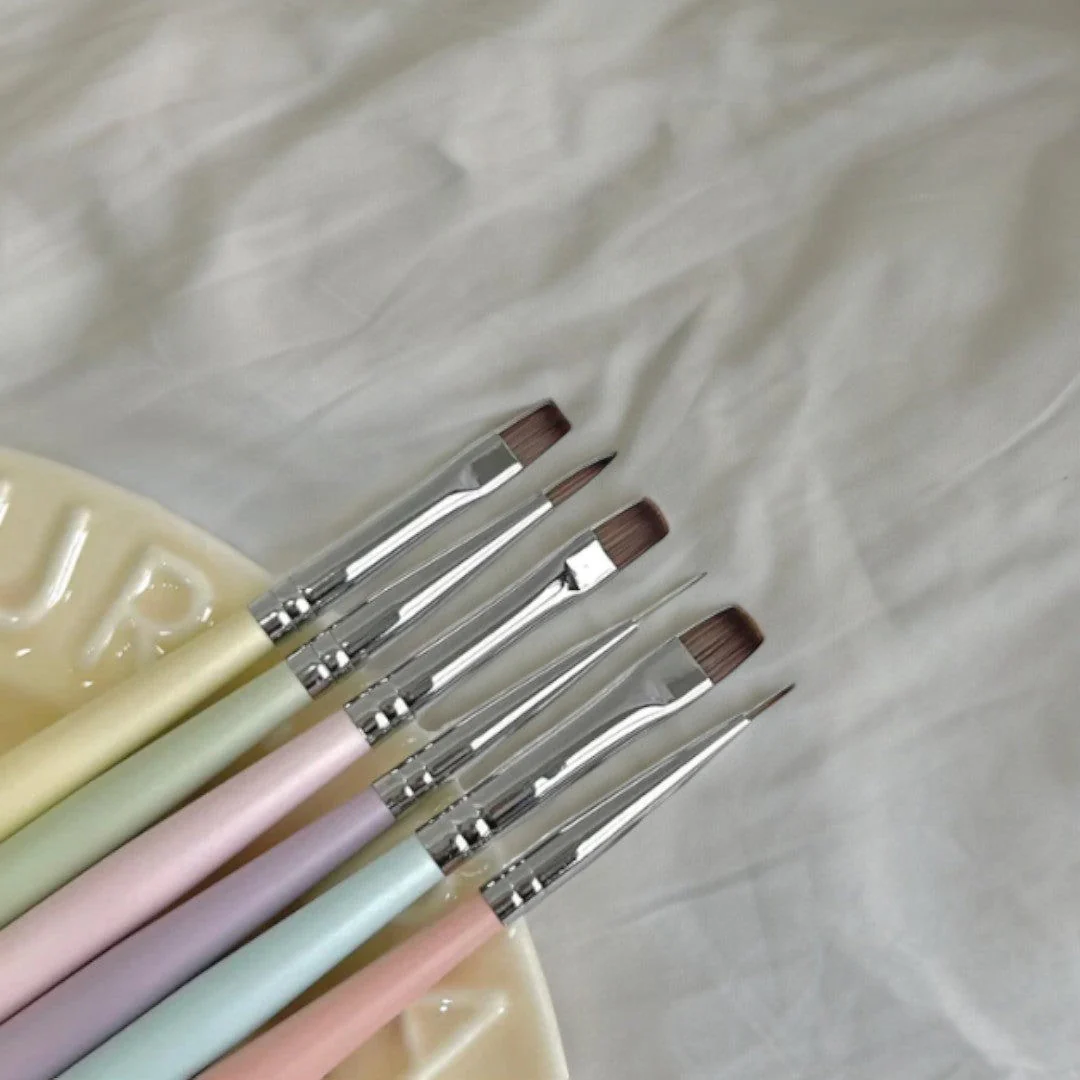 YHH Macaron Art Brush - Short Liner - Image 2